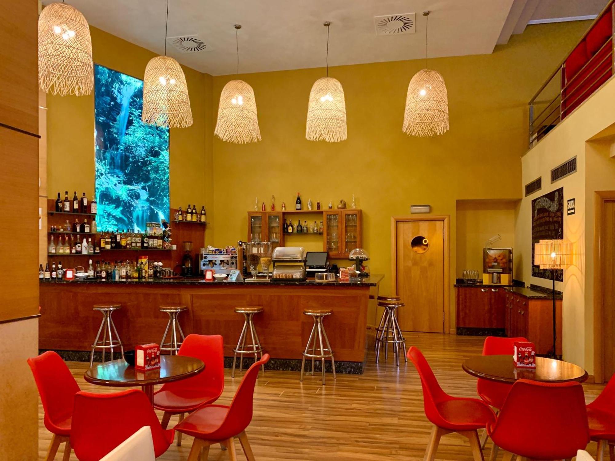 Hostal Rio Selmo Ponferrada Εξωτερικό φωτογραφία