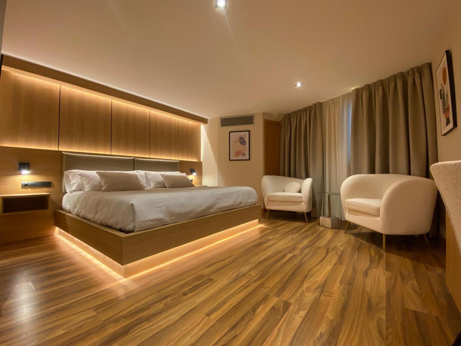 Hostal Rio Selmo Ponferrada Εξωτερικό φωτογραφία